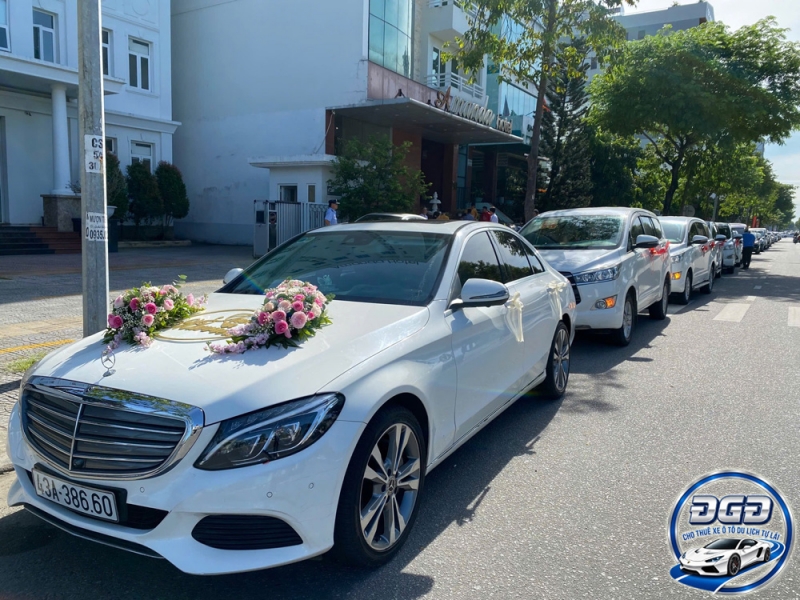 THUÊ BỘ ĐÀM & XE CHẠY ROADSHOW