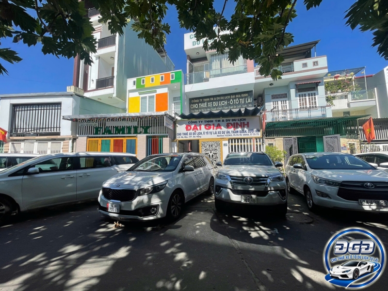 THUÊ BỘ ĐÀM & XE CHẠY ROADSHOW